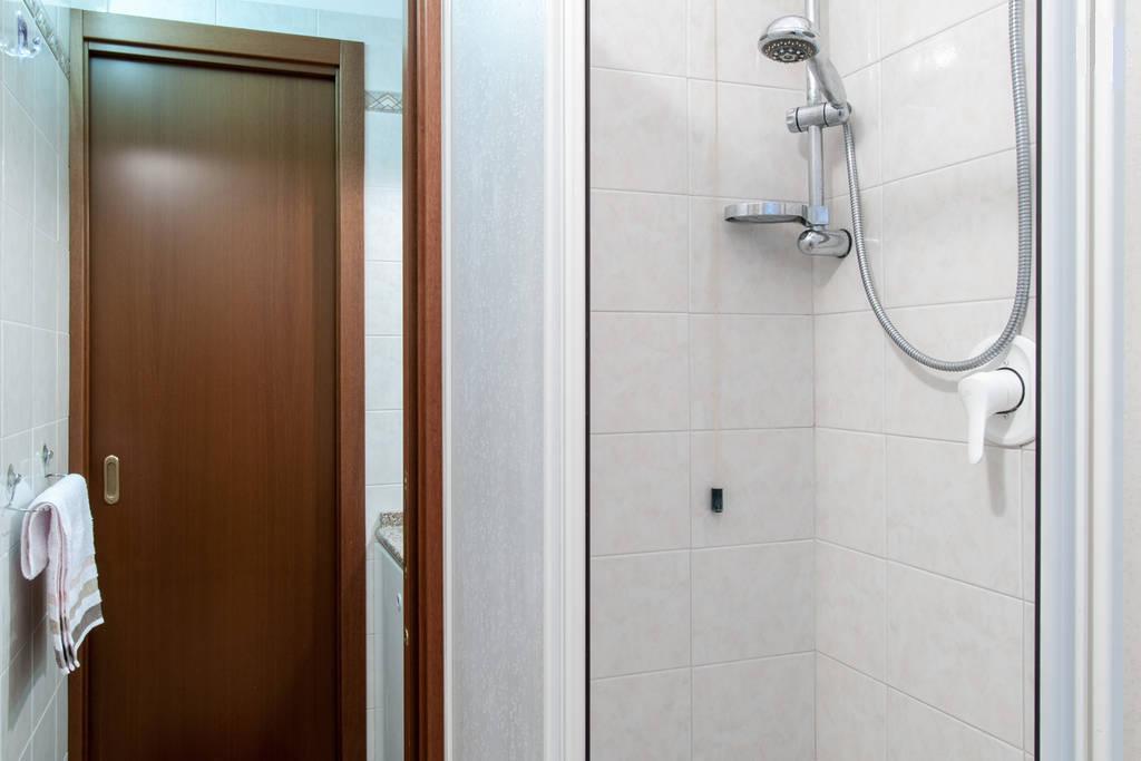 ミラノアパルタメント ヴィア ロヴェッタアパートメント 部屋 写真